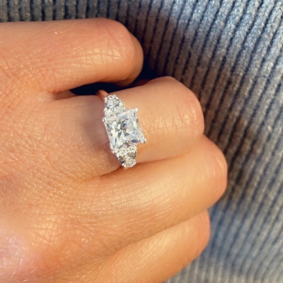 Sterling Silver 3 Stone Diamond Engagement Ring - Picture 7 of 10